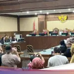 Nadiem Makarim Masih Sakit, Sidang Dakwaan Kembali Ditunda hingga Awal Januari 2026