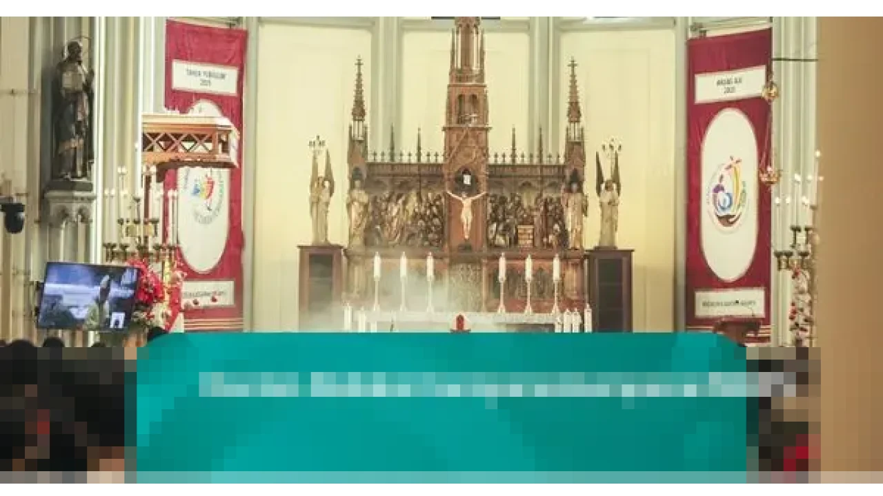 Natal 2025: Dari Doa Prabowo untuk Korban Bencana, Toleransi Katedral, hingga Pesan Paus Leo XIV