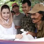 Novita Wijayanti: “Ibu Indonesia Kuat, Bangsa Makin Kokoh,” PIRA Berbagi Kasih di Hari Ibu 2025 di Manggarai