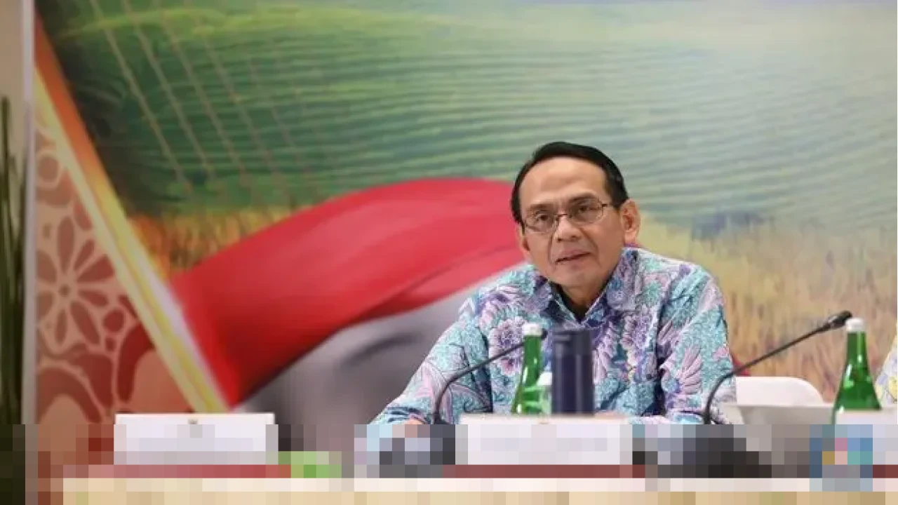 OJK Batasi Skema Pinjaman Online ‘Kecebong’, Wajibkan Transparansi dan Penilaian Kredit Ketat