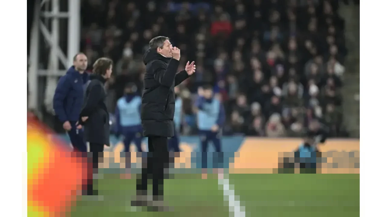 Oliver Glasner Frustrasi Berat Usai Crystal Palace Takluk dari Tottenham: “Kalah oleh Bola Mati”