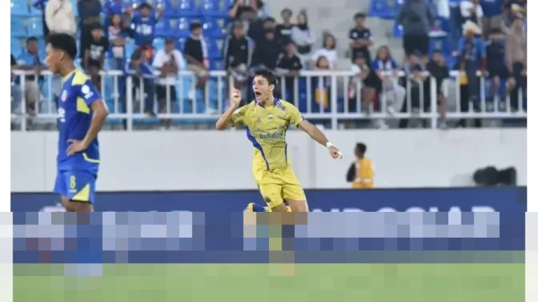 Panasnya Bursa Transfer Liga 1: Persib dan Persija Berebut Tanda Tangan Bek Italia Andrea Tiritiello