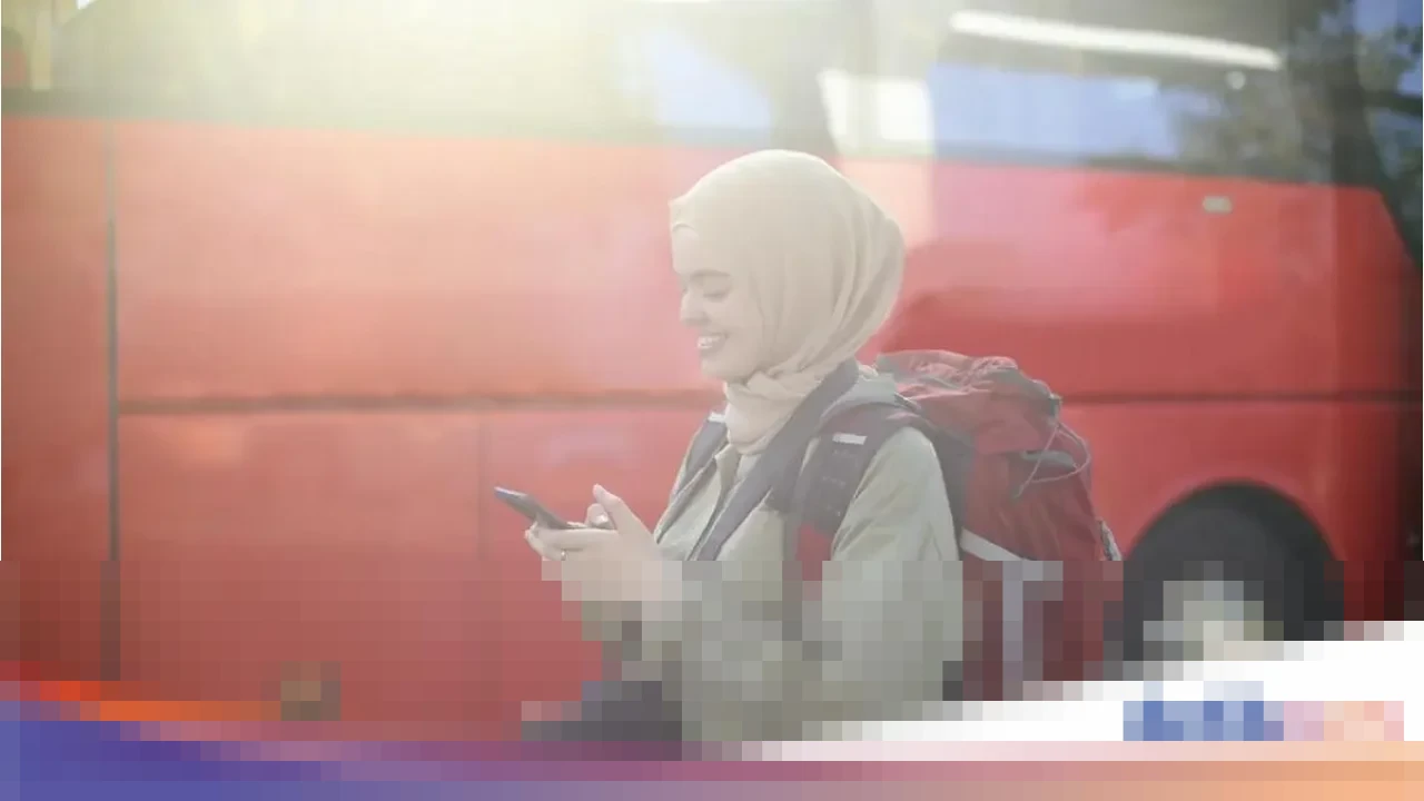 Panduan Lengkap: Cara Menunaikan Sholat Fardhu di Bus Jarak Jauh Sesuai Syariat Islam