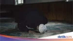 Panduan Lengkap Sholat Malam 1 Rajab 2025: Niat, Tata Cara, dan Hukumnya Menurut Syariat