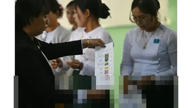 Partai Pro-Militer Myanmar Klaim Menang Mayoritas dalam Tahap Pertama Pemilu Junta Partai Pro-Militer Myanmar Klaim Menang Mayoritas dalam Tahap Pertama Pemilu Junta