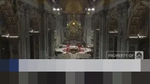 Paus Leo Pimpin Misa Natal Perdana di Basilika Santo Petrus, Soroti Penderitaan Warga Gaza