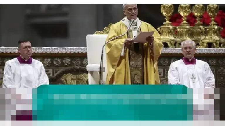 Paus Leo XIV Pimpin Misa Natal Perdana di Basilika Santo Petrus Vatikan, Disaksikan Jutaan Umat