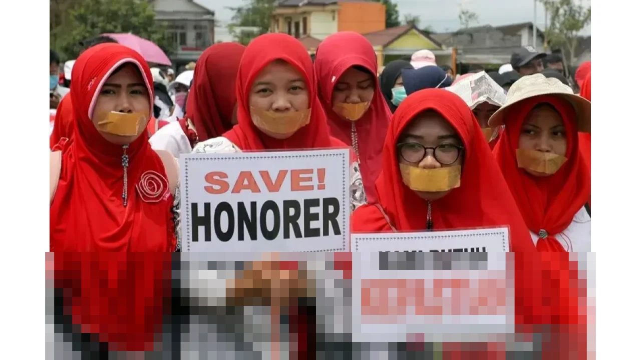 Pemerintah Naikkan Insentif Guru Honorer Rp100 Ribu Mulai 2026, DPR Soroti Tenaga Administratif Pemerintah Naikkan Insentif Guru Honorer Rp100 Ribu Mulai 2026, DPR Soroti Tenaga Administratif