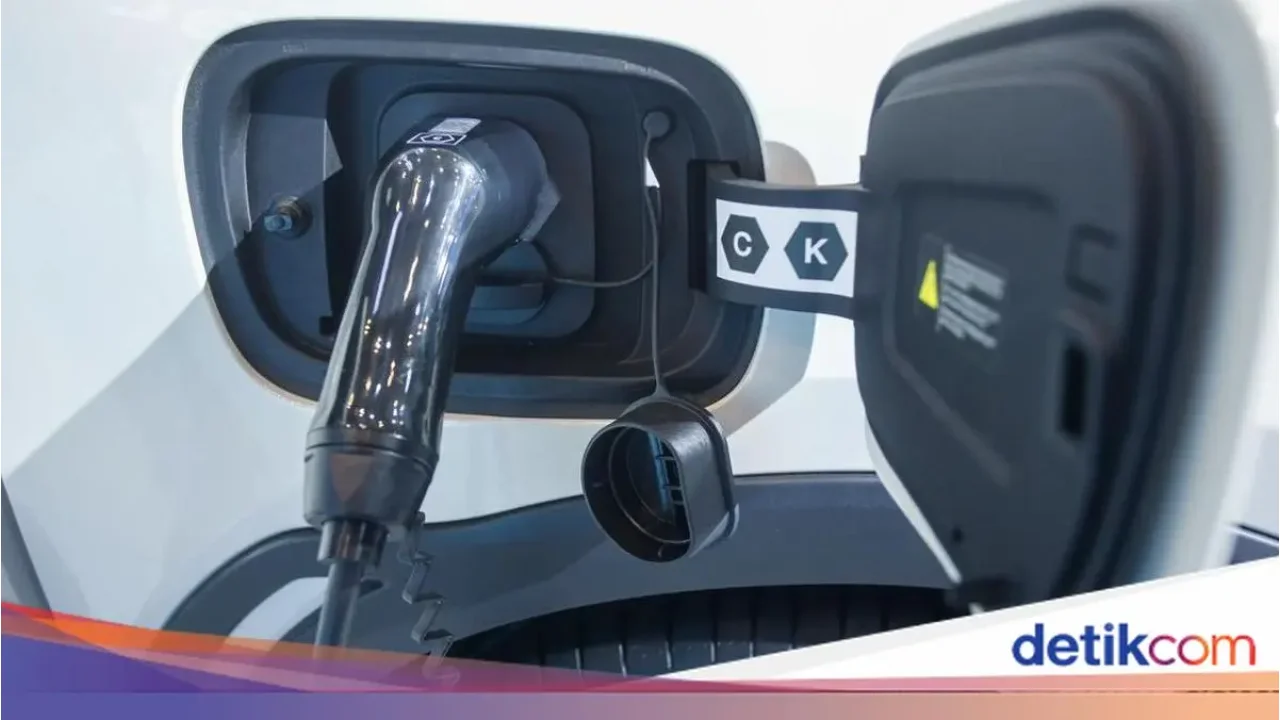 Pemerintah Sinyalkan Pengalihan Insentif Mobil Listrik untuk Mobil Nasional, Bagaimana Pajaknya?