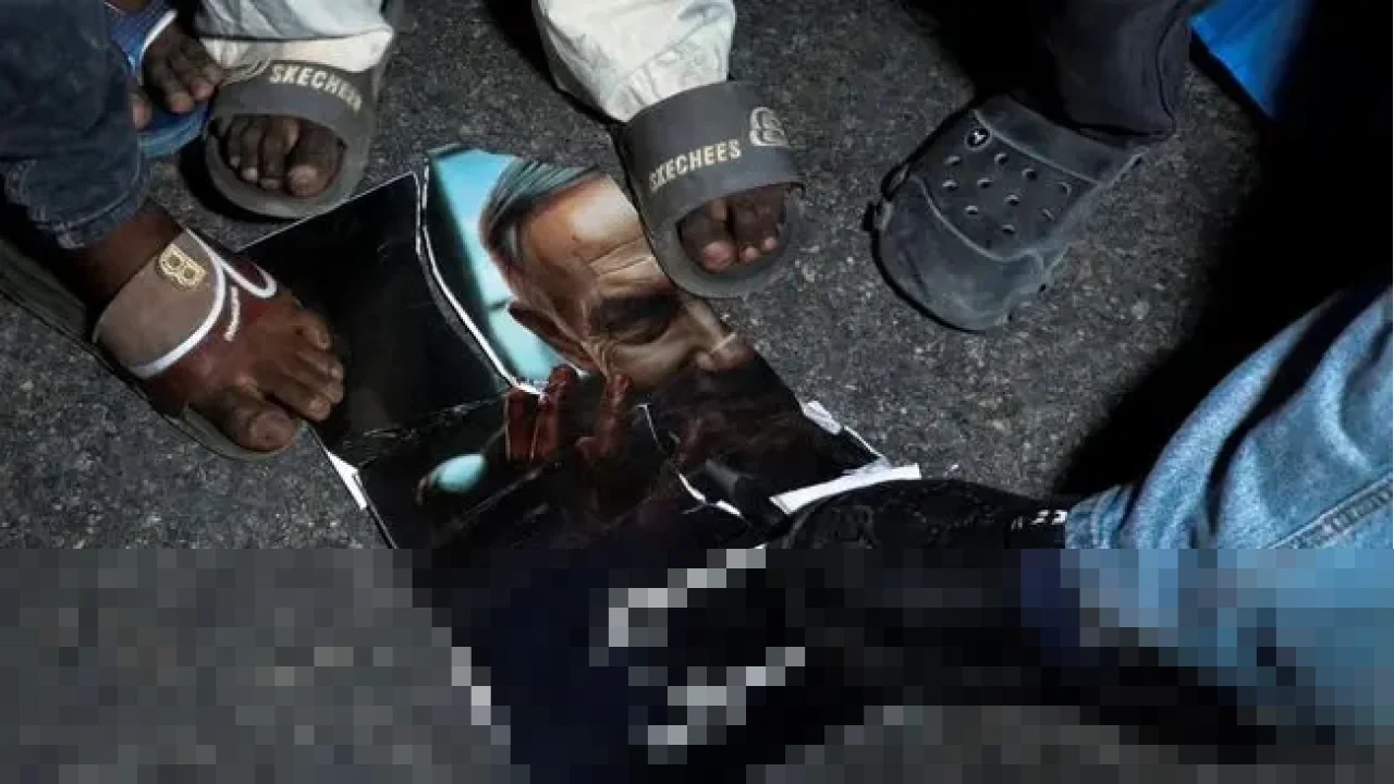 Pengakuan Israel atas Somaliland Gegerkan Somalia, Warga Mogadishu Injak Poster Netanyahu