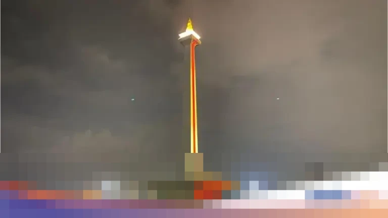 Pengelola Monas Tetapkan Jam Operasional Khusus dan Jadwal Atraksi Malam Tahun Baru 31 Desember 2025