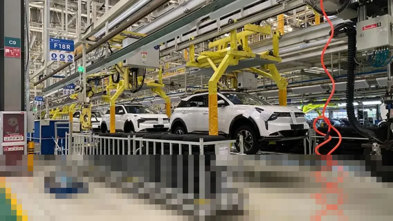 Penjualan Mobil Listrik di Cina Diprediksi Melambat pada 2026 Seiring Berakhirnya Insentif Pemerintah