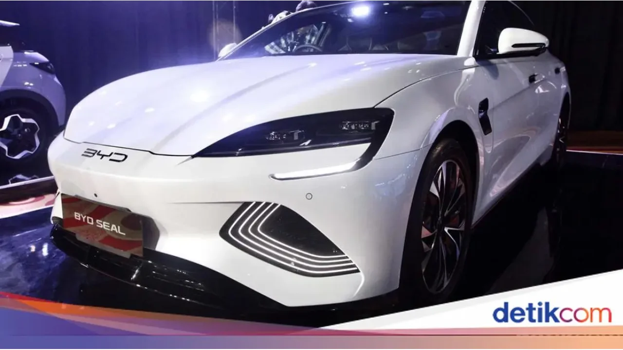 Penjualan Mobil Sedan di Indonesia Anjlok 68 Persen pada November 2025, GAIKINDO Ungkap Data Mengejutkan