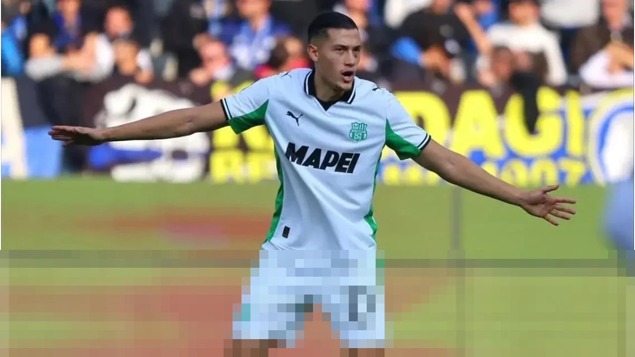 Penyelamatan Gemilang Jay Idzes Bawa Sassuolo Curi Poin dari Markas Bologna di Serie A Penyelamatan Gemilang Jay Idzes Bawa Sassuolo Curi Poin dari Markas Bologna di Serie A