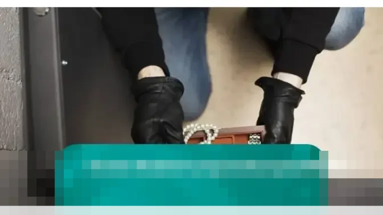 Perampok Profesional Bobol Bank di Jerman, Gondol Isi 3.250 Safe Deposit Box Rp 590 Miliar Perampok Profesional Bobol Bank di Jerman, Gondol Isi 3.250 Safe Deposit Box Rp 590 Miliar