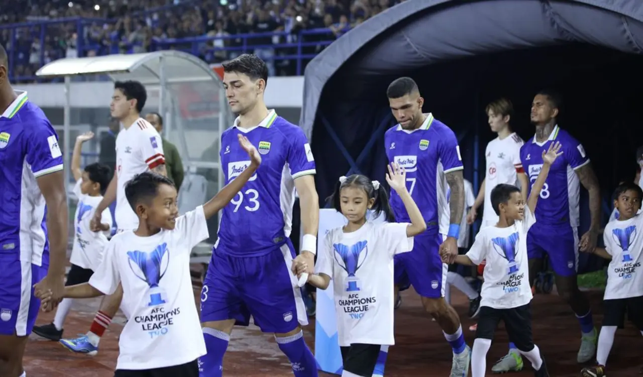 Persib Bandung Bidik Puncak Klasemen BRI Super League, Wajib Taklukkan PSM Makassar di GBLA