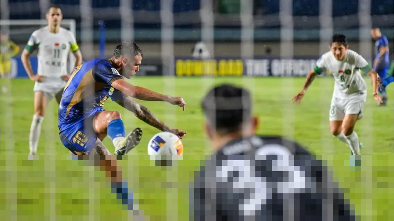 Persib Bandung Jadi ‘Raja Penalti’ Super League 2025/2026 hingga Pekan Ke-15 Persib Bandung Jadi ‘Raja Penalti’ Super League 2025/2026 hingga Pekan Ke-15