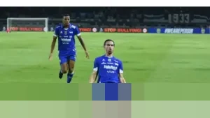 Persib Bandung Rebut Puncak Klasemen BRI Super League Usai Taklukkan PSM Makassar 1-0