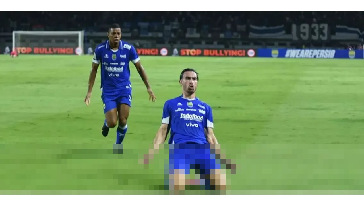 Persib Bandung Rebut Puncak Klasemen BRI Super League Usai Taklukkan PSM Makassar 1-0