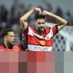Pesta Gol di Pamelingan: Madura United Hancurkan Semen Padang 5-1 di Super League