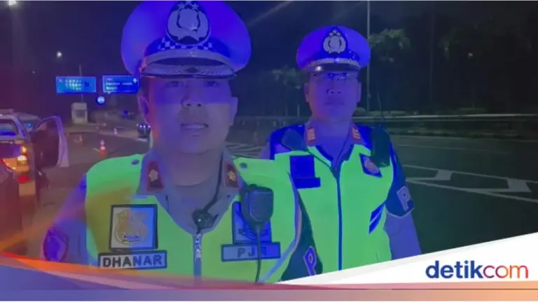 Polda Metro Jaya Alihkan 2.150 Truk Angkutan Barang dari Tol, Cegah Kepadatan Libur Nataru