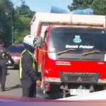 Polisi Putar Balik Truk Bermuatan Hebel Berlebih di Simpang Gadog, Khawatir Hambat Arus Puncak