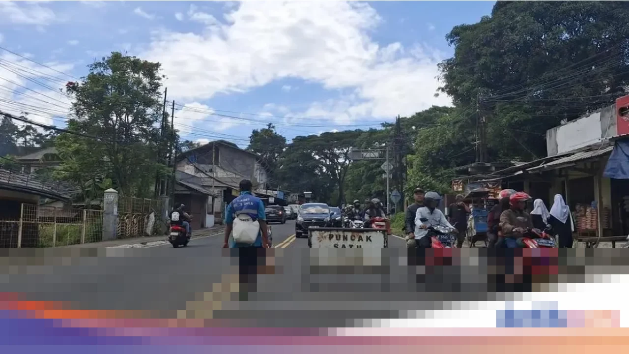 Polres Bogor: One Way Arah Jakarta Diberlakukan di Puncak Siang Ini