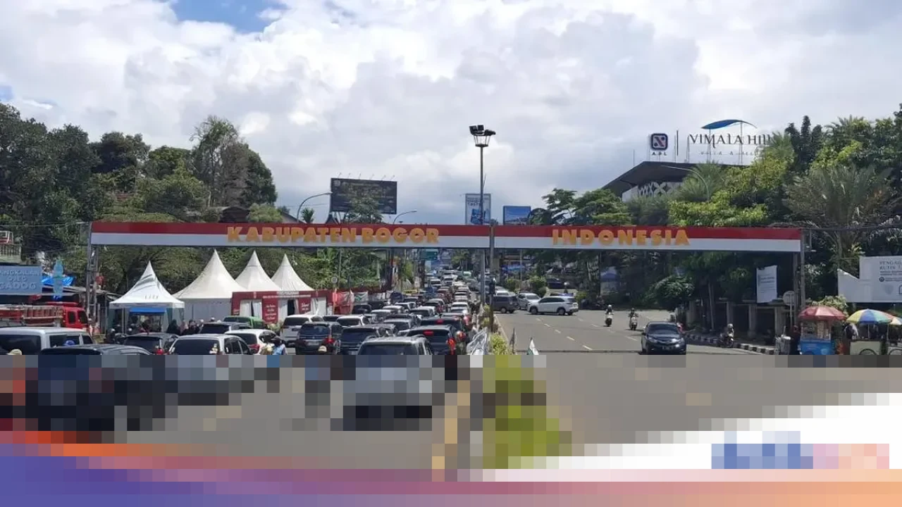 Polres Bogor Pastikan Arus Lalin Puncak Landai, Rekayasa Sepenggal Urai Kepadatan