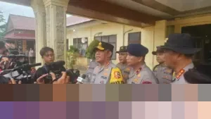 Polri Kerahkan Ratusan Kendaraan dan 8 Alat Berat, Prioritaskan Pembukaan Jalur Logistik di Aceh Tamiang