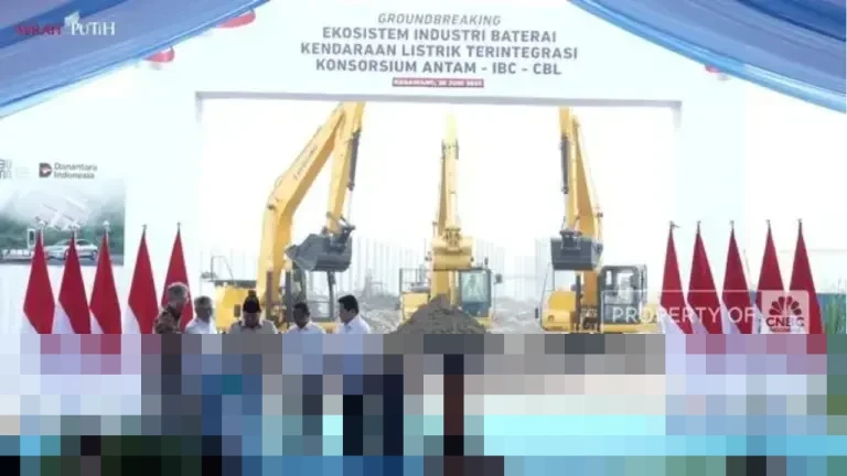 Prabowo Resmikan Proyek Baterai EV Terbesar Asia di Karawang, Investasi Rp 96 Triliun