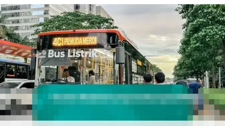 Pramono Anung Pastikan TransJakarta, MRT, dan LRT Gratis pada Malam Tahun Baru 2025