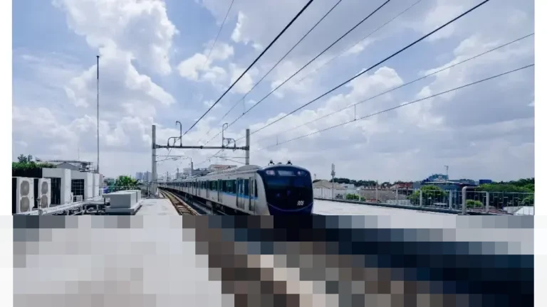 Pramono Anung: “Pokoknya Besok Digratiskan,” Transportasi Umum DKI Gratis Malam Tahun Baru