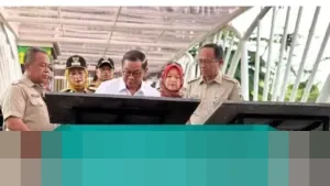 Pramono Anung Resmikan Dua JPO di Jakarta, Pastikan Tangga Antimaling dengan Material Conwood