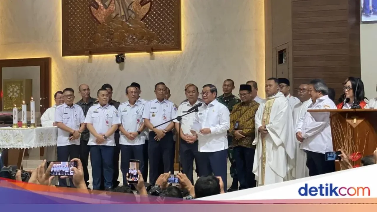 Pramono Anung Serukan Doa untuk Korban Bencana Sumatera Saat Safari Natal Gereja