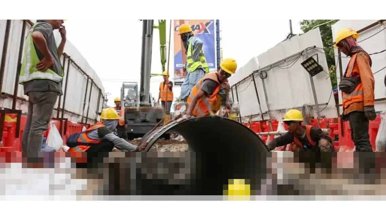 Pramono Anung Wibowo Tegaskan: Galian Pipa PAM Jaya Harus Tuntas Bertahap, Hindari Macet! Pramono Anung Wibowo Tegaskan: Galian Pipa PAM Jaya Harus Tuntas Bertahap, Hindari Macet!
