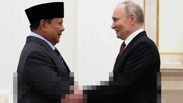 Presiden Rusia Vladimir Putin Sampaikan Ucapan Selamat Natal dan Tahun Baru kepada Prabowo Subianto Presiden Rusia Vladimir Putin Sampaikan Ucapan Selamat Natal dan Tahun Baru kepada Prabowo Subianto