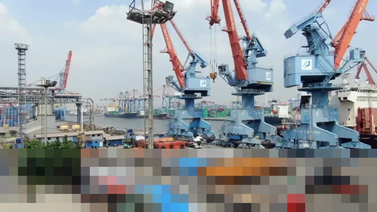 PTP Nonpetikemas Siagakan Seluruh Pelabuhan, Jamin Layanan Optimal Jelang Nataru 2025/2026 PTP Nonpetikemas Siagakan Seluruh Pelabuhan, Jamin Layanan Optimal Jelang Nataru 2025/2026