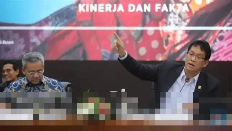 Purbaya Yudhi Sadewa Resmi Berlakukan PMK 94/2025, Satukan Ketentuan Penjualan Surat Utang Negara Domestik Purbaya Yudhi Sadewa Resmi Berlakukan PMK 94/2025, Satukan Ketentuan Penjualan Surat Utang Negara Domestik