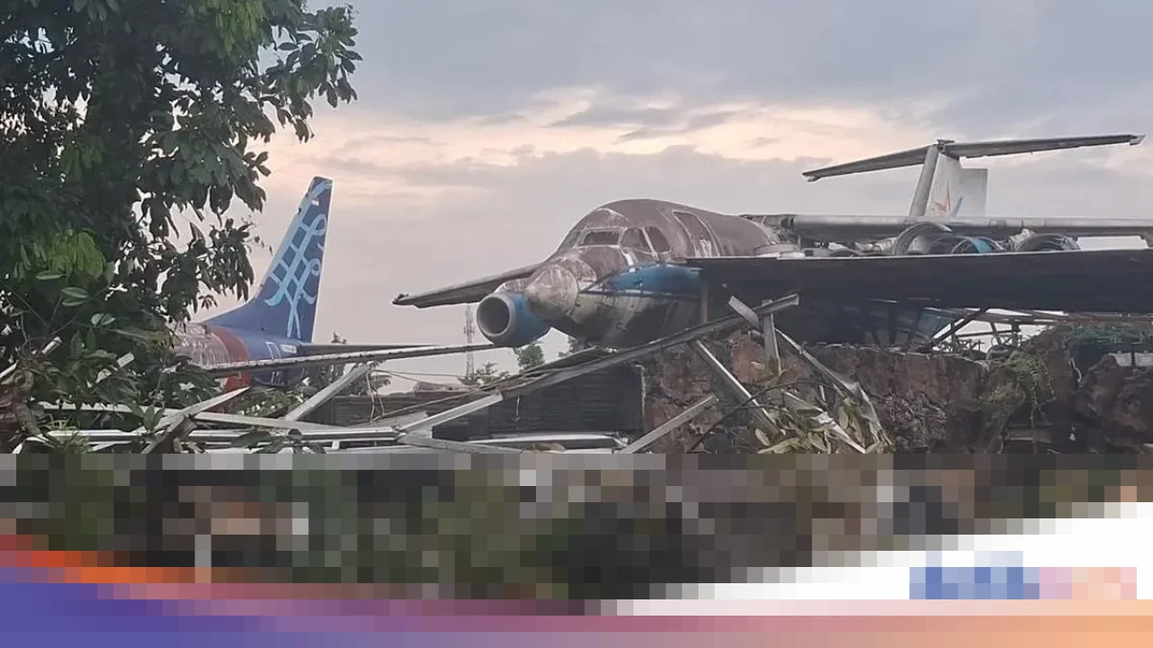 Puting Beliung Terjang Kemang Bogor, Sayap Pesawat Bekas Hantam 30 Rumah Warga