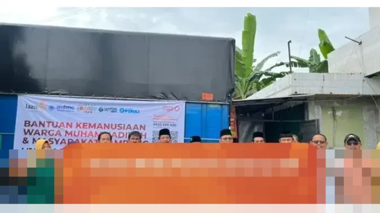 PW Muhammadiyah Lampung Berangkatkan 36 Relawan dan 500 Family Kit untuk Korban Bencana Sumbar-Aceh