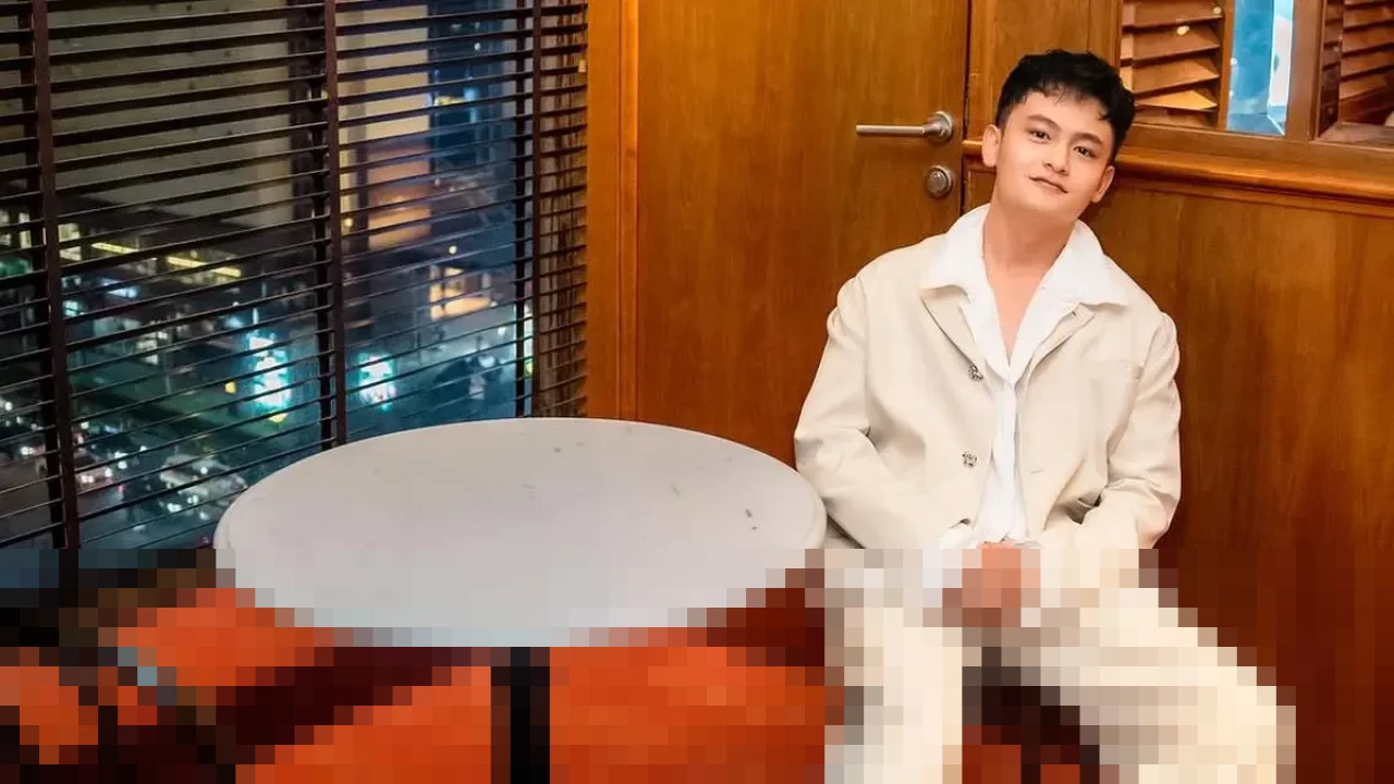 Randy Martin Ungkap Perjuangan Fisik Ekstrem di Balik Syuting ‘Dusun Mayit’: Nyeri Belikat hingga Fisioterapis Tengah Malam Randy Martin Ungkap Perjuangan Fisik Ekstrem di Balik Syuting ‘Dusun Mayit’: Nyeri Belikat hingga Fisioterapis Tengah Malam