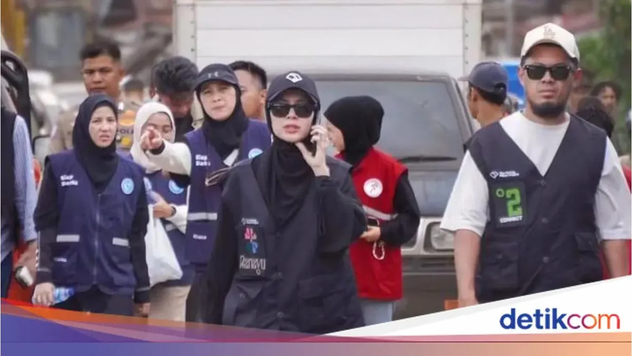 Ratna Galih Rela Tak Tidur dan Terbang Tengah Malam ke Aceh Demi Salurkan Bantuan Korban Banjir