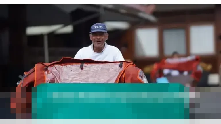 Ratusan Becak Listrik dari Prabowo Ringankan Beban Penarik Lansia di Magelang dan Grobogan