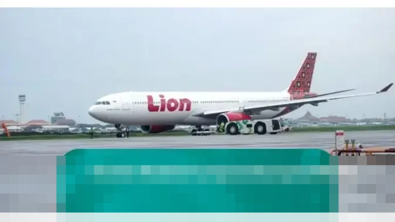 Ratusan Jemaah Umrah Tertahan di Jeddah, Lion Air Pastikan Penanganan Delay Dua Hari