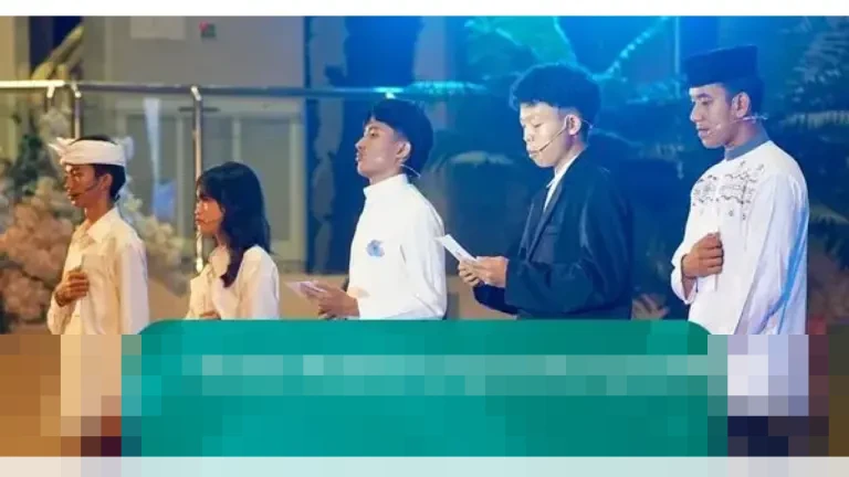 Ratusan Siswa Sekolah Rakyat di Surabaya Gelar Doa Lintas Agama untuk Korban Bencana Sumatera