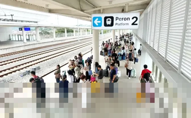 Ribuan Wisatawan Malaysia Dominasi Penumpang Whoosh, Jelajahi Jawa Barat Saat Libur Nataru