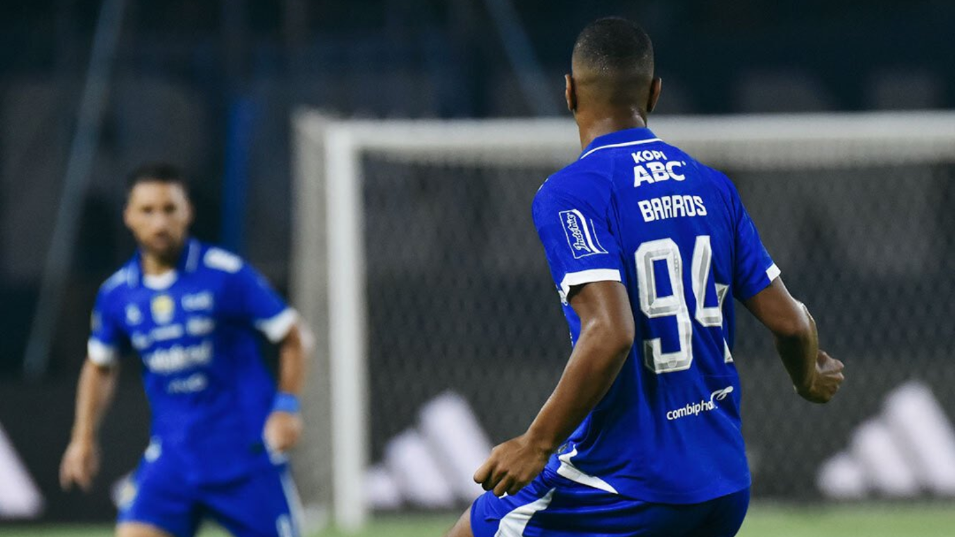 Rumor Bursa Transfer Persib: Tiga Pemain Lokal dan Satu Asing Berpotensi Tinggalkan Maung Bandung Rumor Bursa Transfer Persib: Tiga Pemain Lokal dan Satu Asing Berpotensi Tinggalkan Maung Bandung