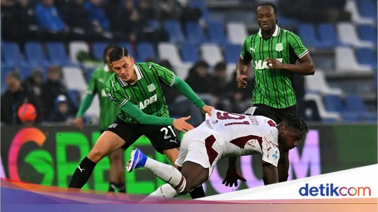 Sassuolo Menyerah 0-1 dari Torino di MAPEI Stadium, Gol Penalti Vlasic Gagalkan Poin Jay Idzes Cs