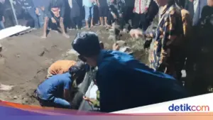 Satu Liang untuk Dua Nyawa: Ibu dan Anak Korban Kecelakaan Bus Cahaya Trans Dimakamkan di Sleman