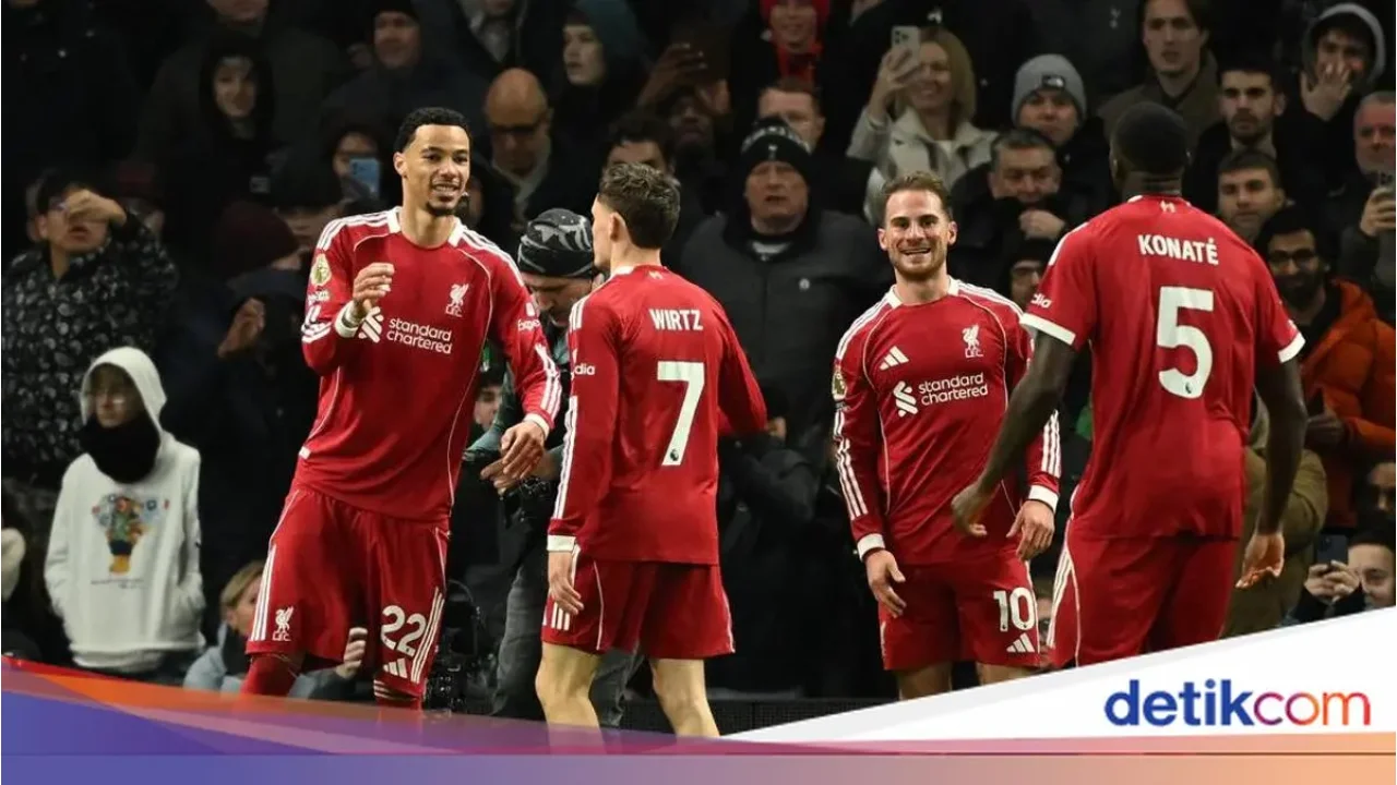 Seloroh Wayne Rooney Lihat Liverpool Mulai Bangkit: Semoga Gak Lama